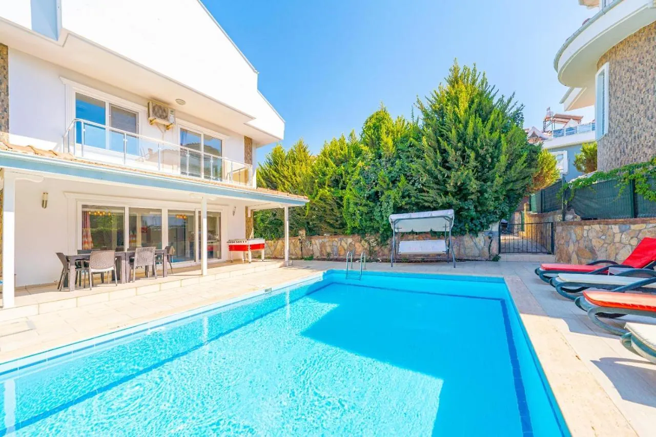 Villa Pine 8, In Hisaroenue, Turkey Fethiye 0*,  Tyrkiet
